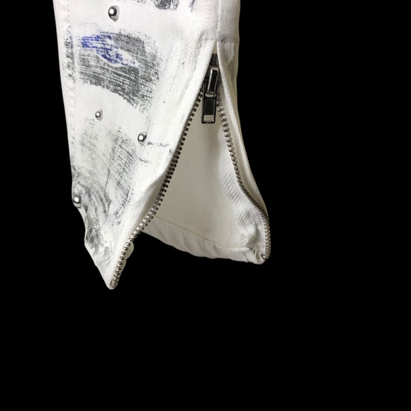 White Stretch Denim Silver Blue Metallic Foil Silver Studs Size 15 W34 X L26 NEW - Picture 7 of 12